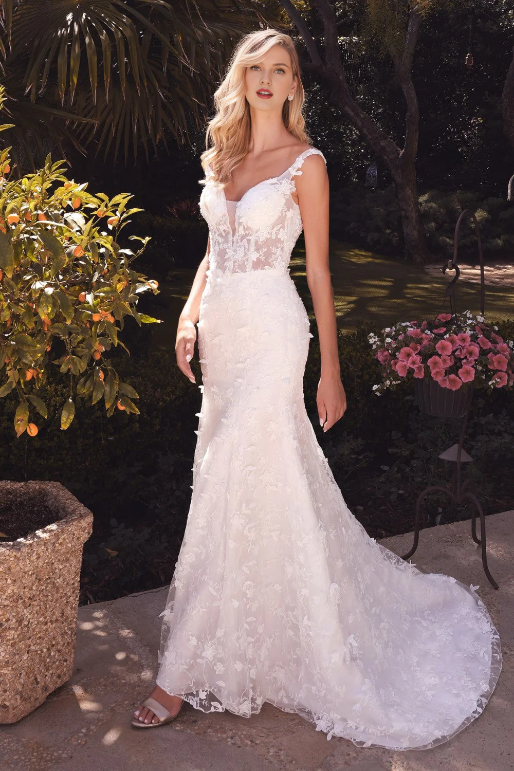Abito da sposa lungo senza maniche con scollo a sirena e decorazioni floreali 3D